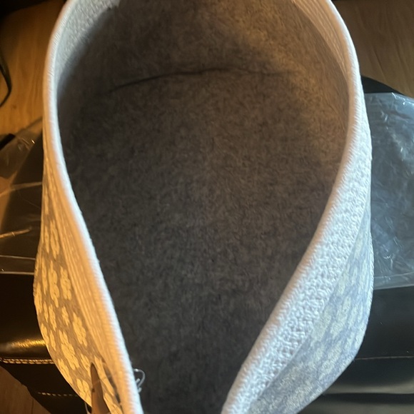 New Dog toy basket - Picture 3 of 6